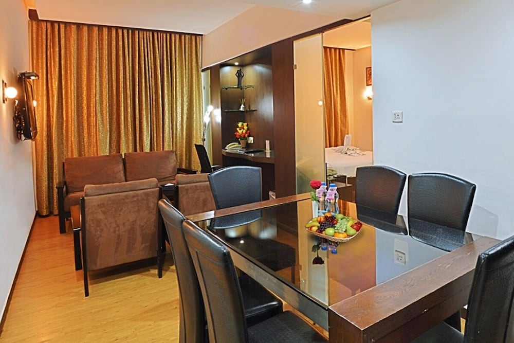 Фото Ambica Empire