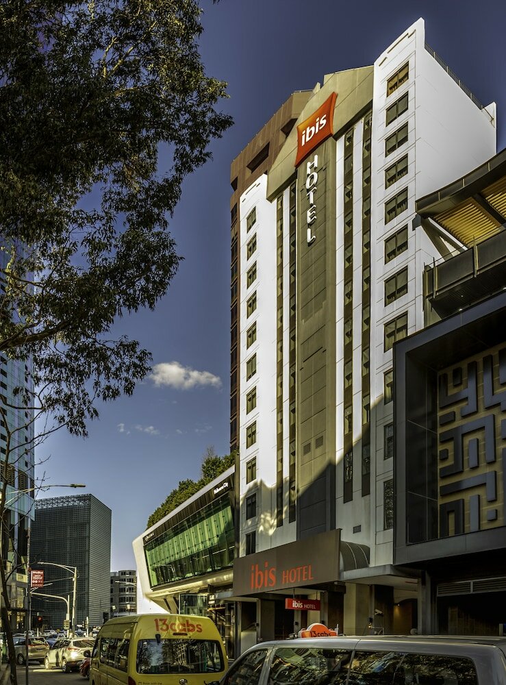Фото Ibis Melbourne Hotel and Apartments