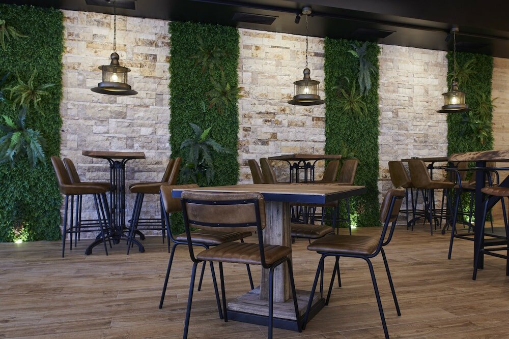 Фото Ansares Hotel