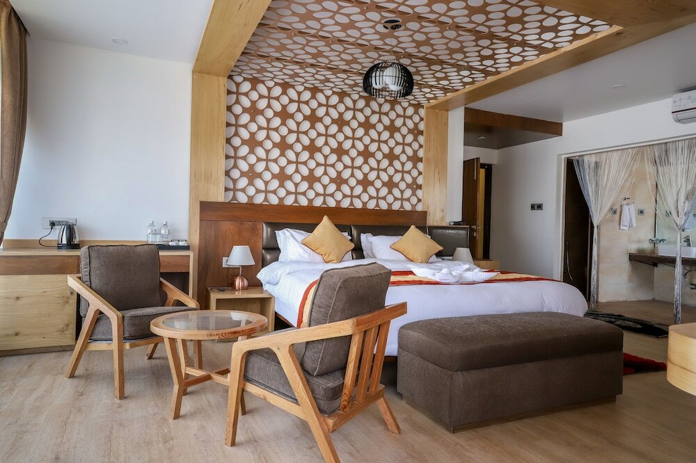 Фото Retro Hotel and SPA