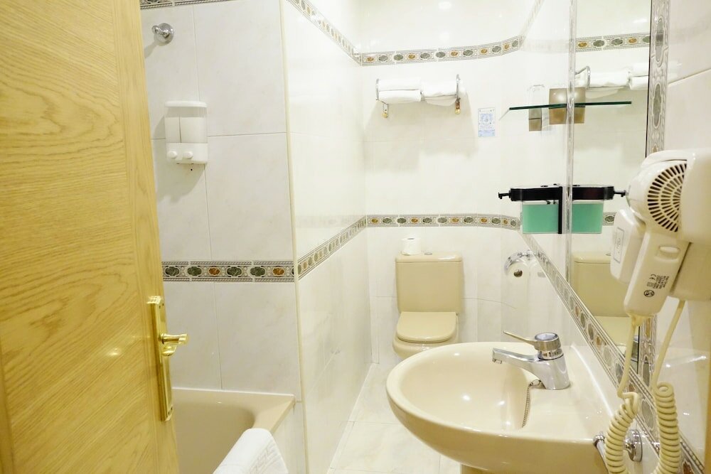 Фото Hostal Toledo