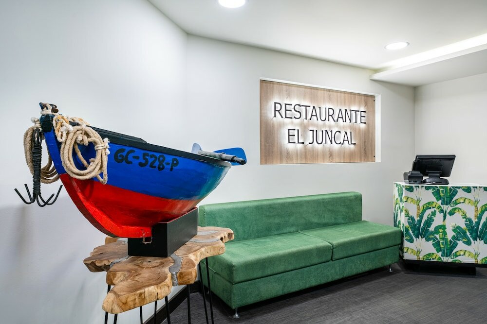 Фото Occidental Roca Negra