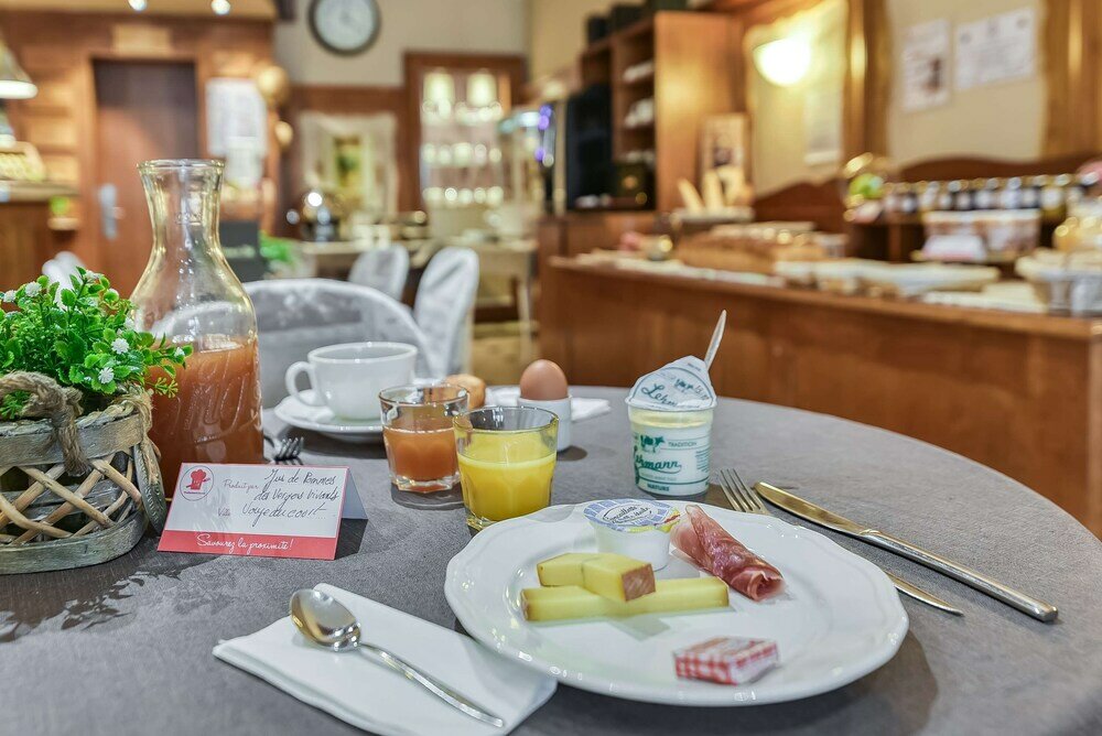 Фото Brit Hotel Bristol Montbéliard