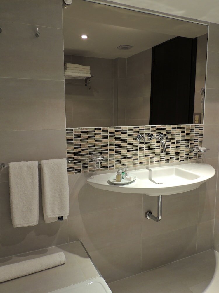 Фото Premium Tower Suites San Luis