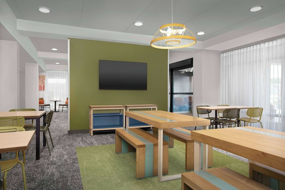 Фото Quality Inn San Antonio Fiesta at Six Flags