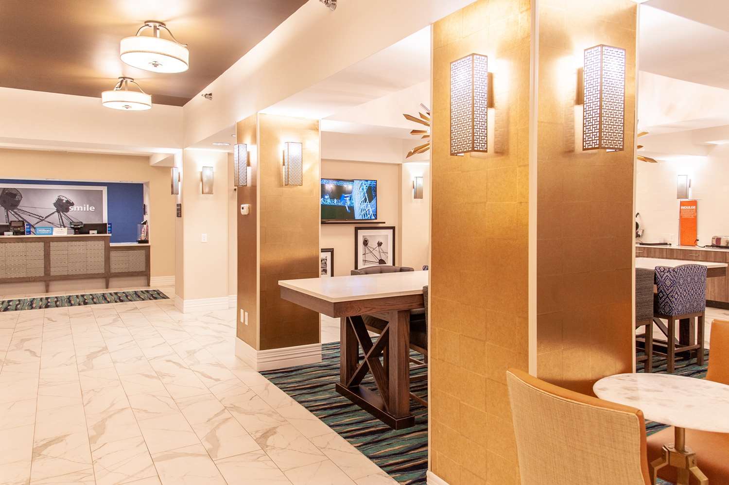 Фото Hampton Inn & Suites Jackson-Coliseum