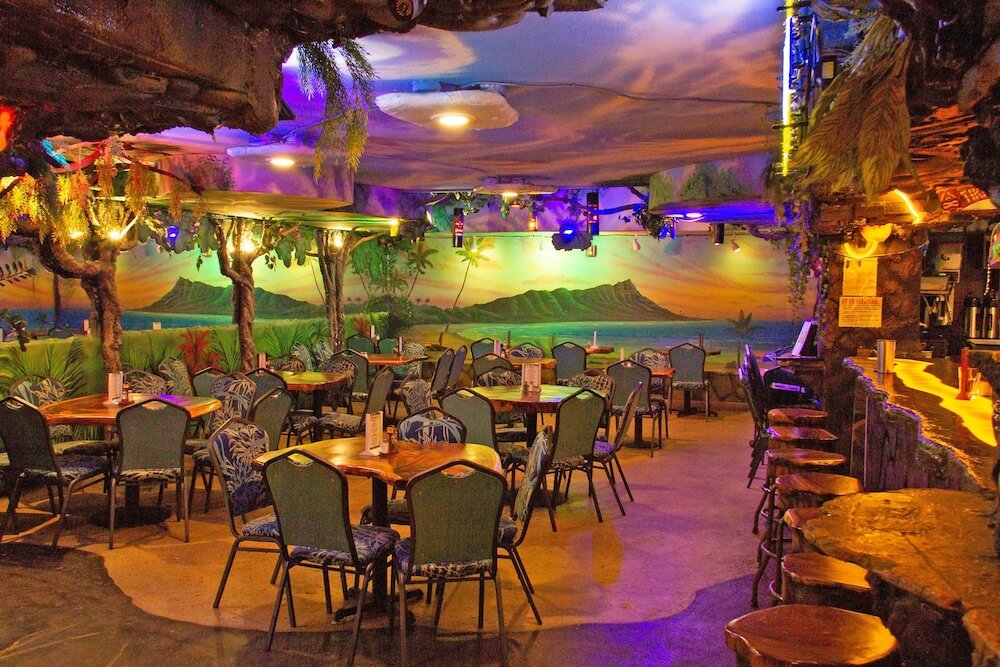 Фото Ohia Waikiki Studio Suites