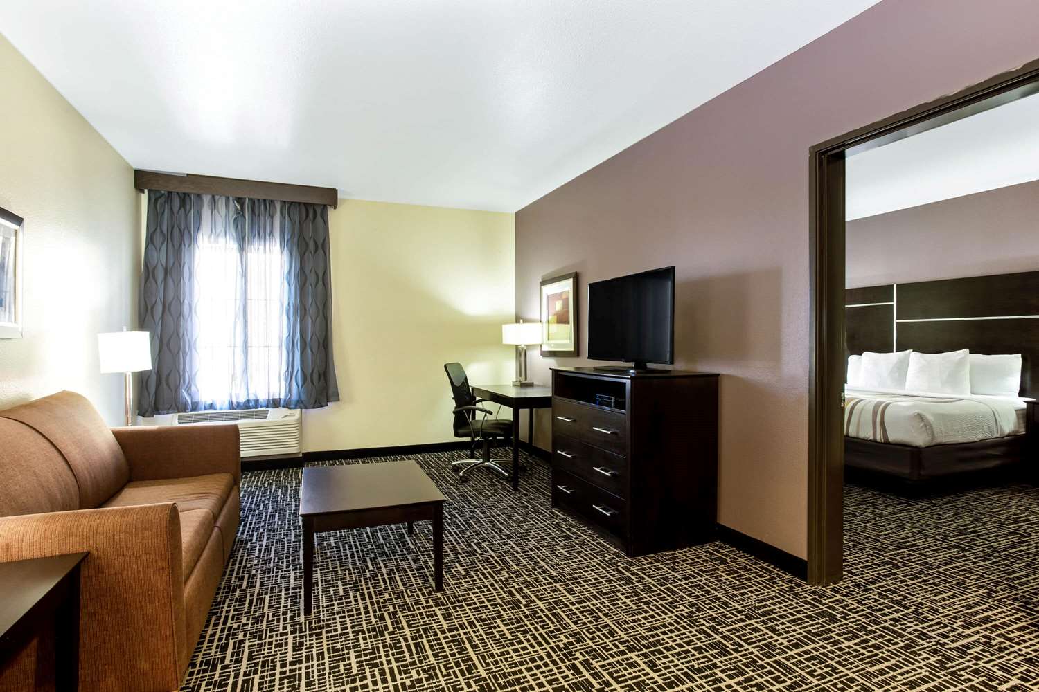 Фото La Quinta Inn & Suites by Wyndham Denver Gateway Park
