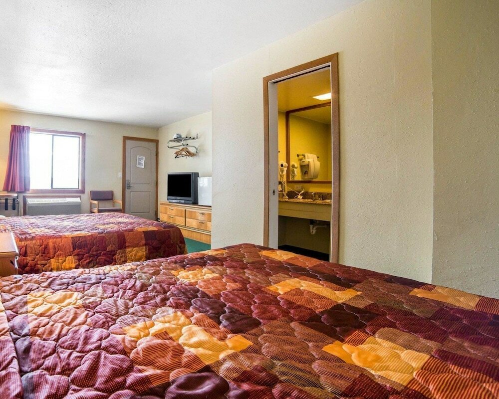 Фото Rodeway Inn Billings Logan Intl Airport, Near St. Vincent Hospital