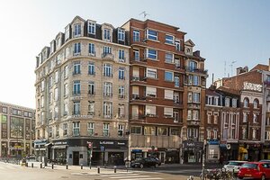 отель Hotel Ambassadeur