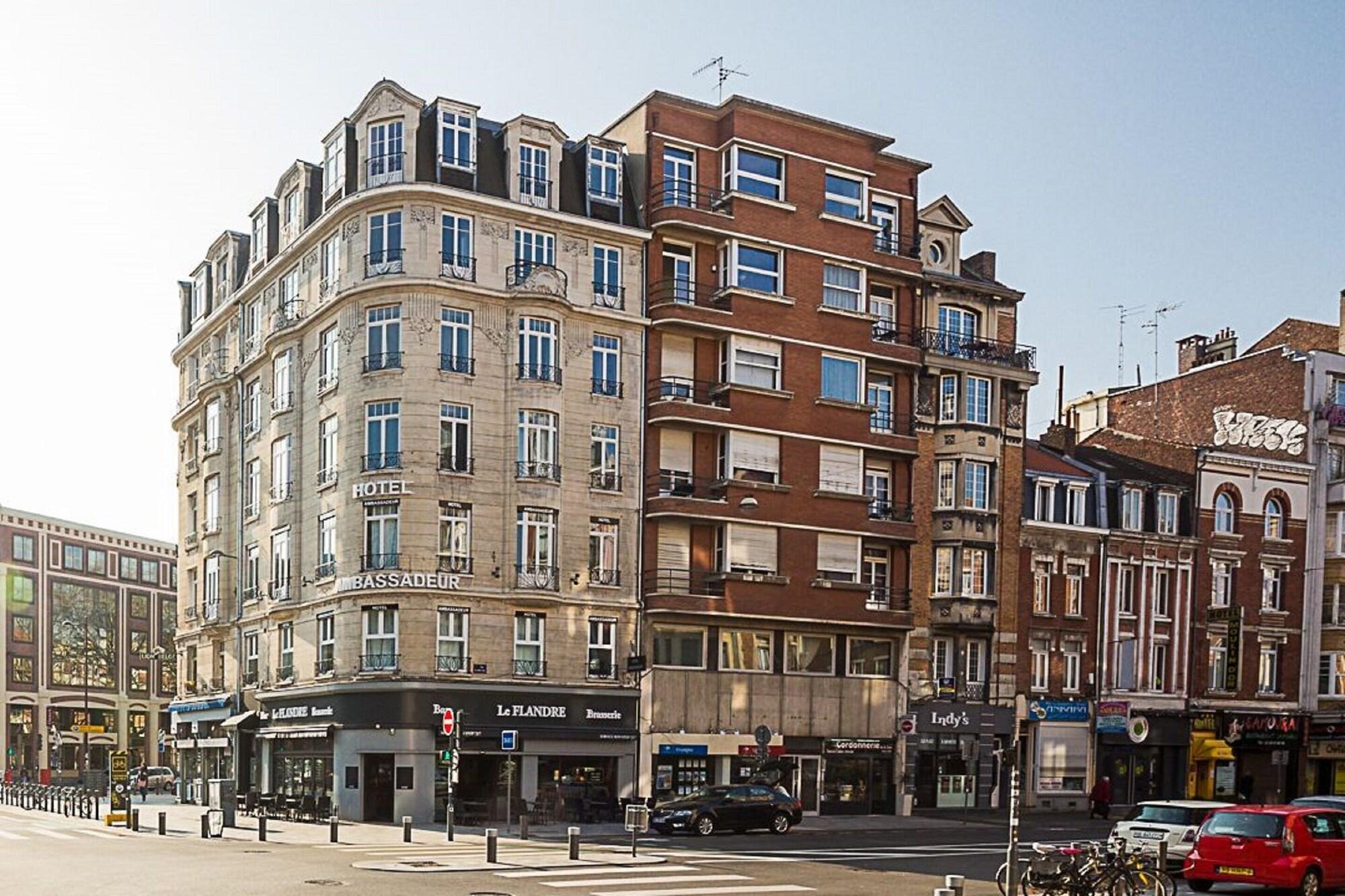 Фото отеля 1