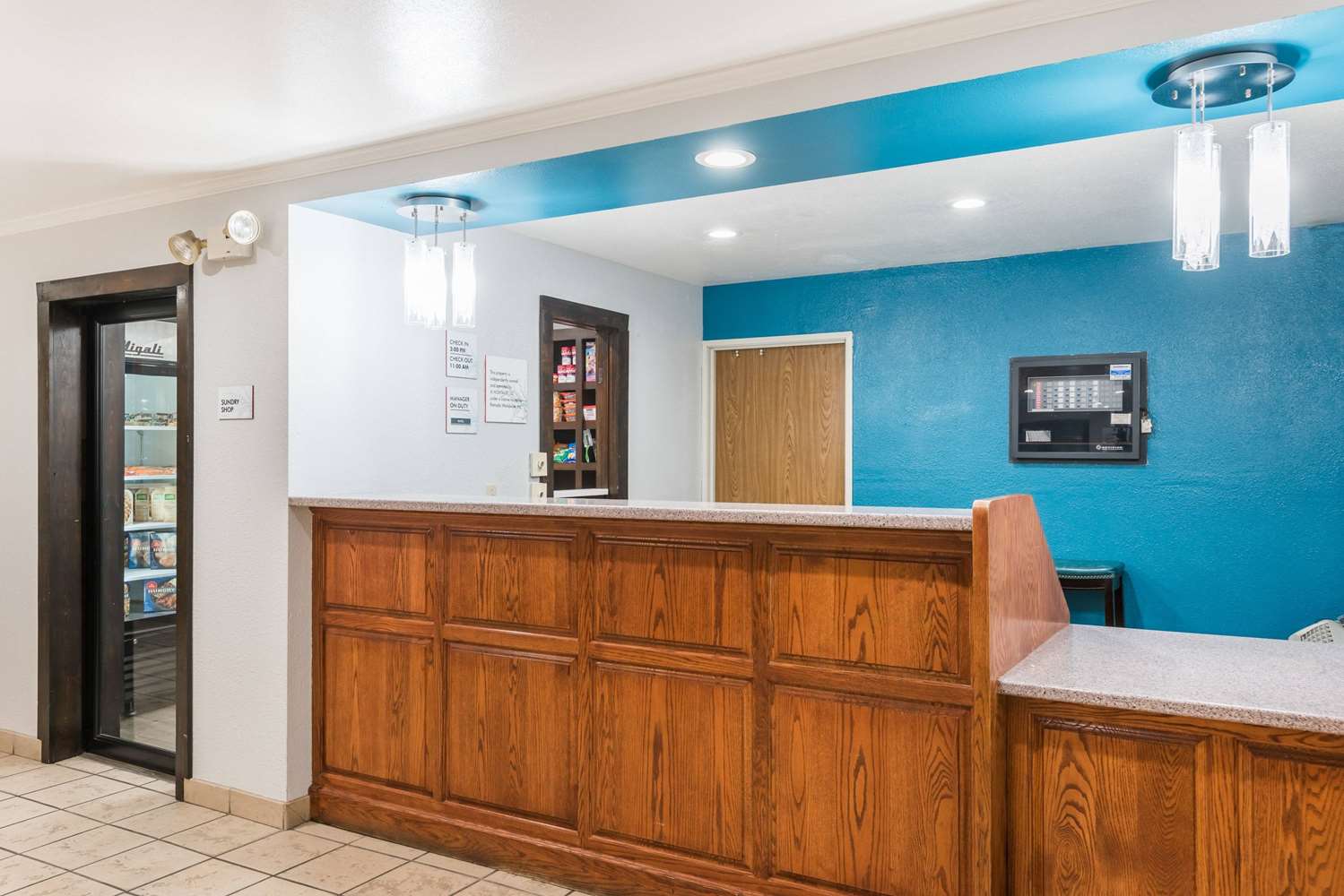 Фото Ramada by Wyndham Coeur d'Alene