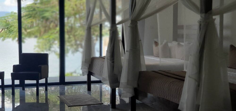 Фото Waters Edge Liwonde