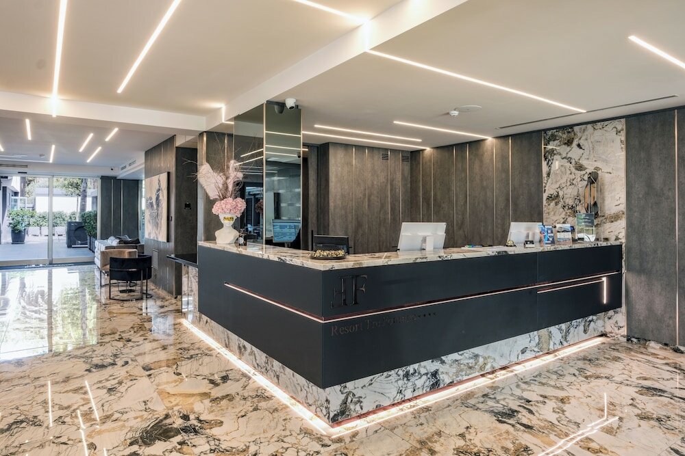 Фото Hotel & Resort Tre Fontane Luxury