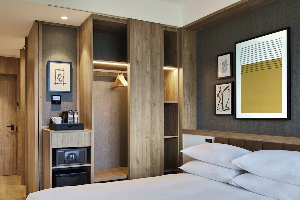 Фото Four Points by Sheraton Barcelona Airport