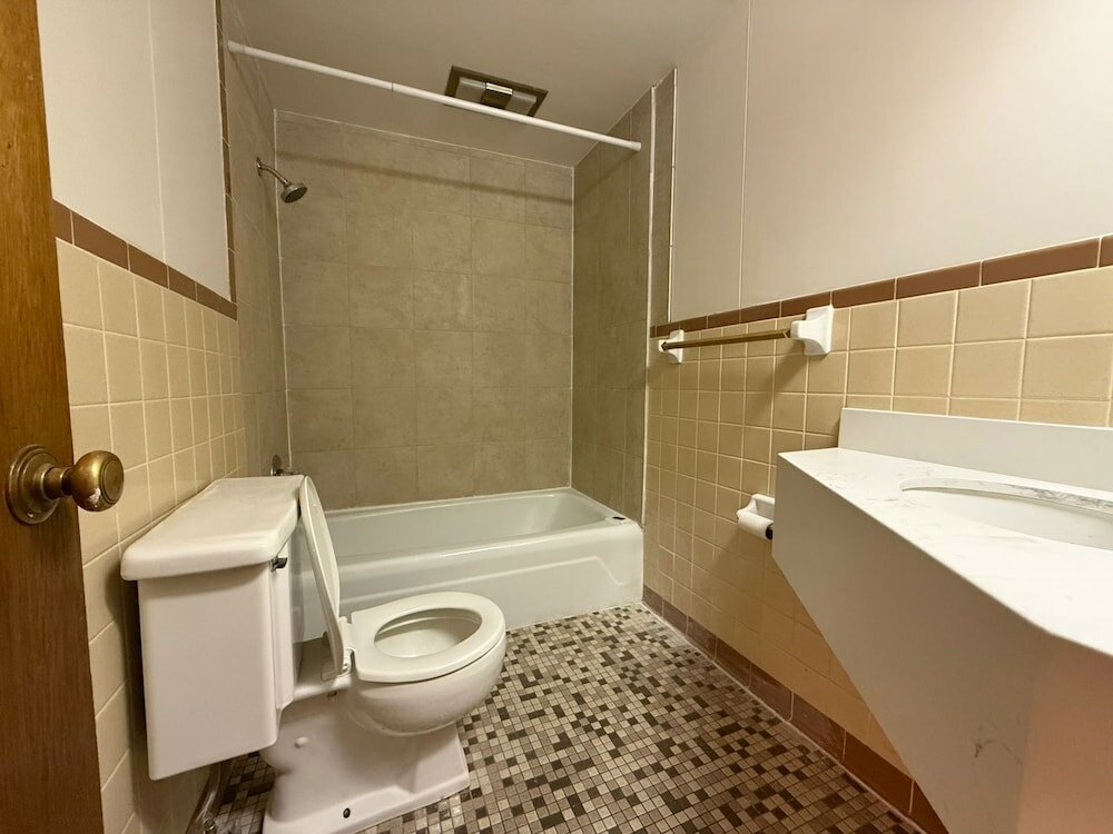 Фото Tomahawk Motor Lodge