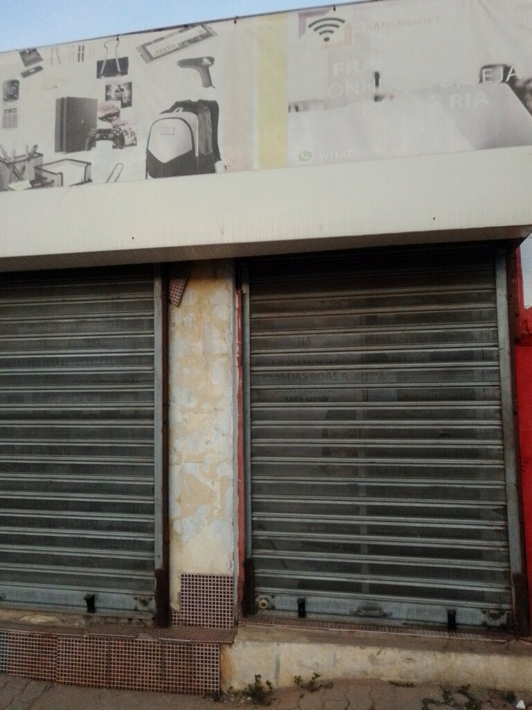 Computer store Fransmisoft, Loanda, photo