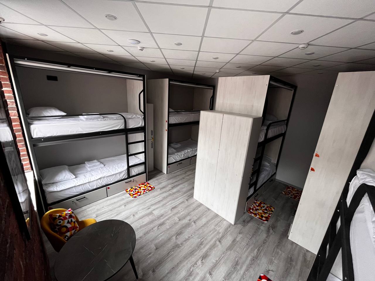 Фото В центре