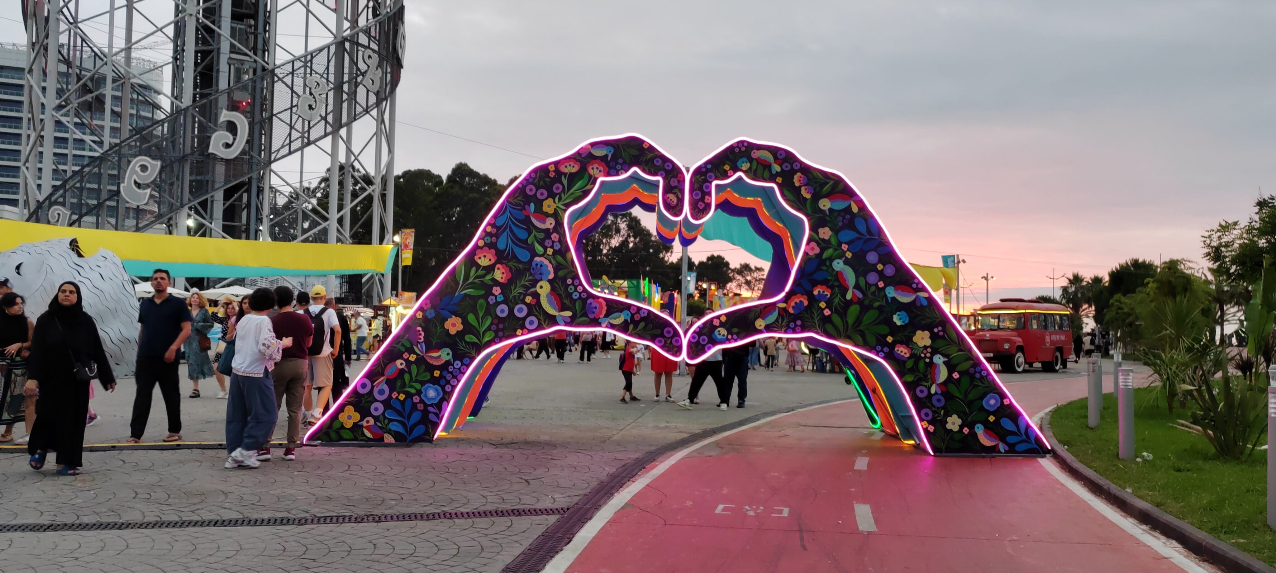 Фото 181974327857