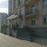 Paradis imperial (Sharl de Goll kóshesi, 1), karaoke