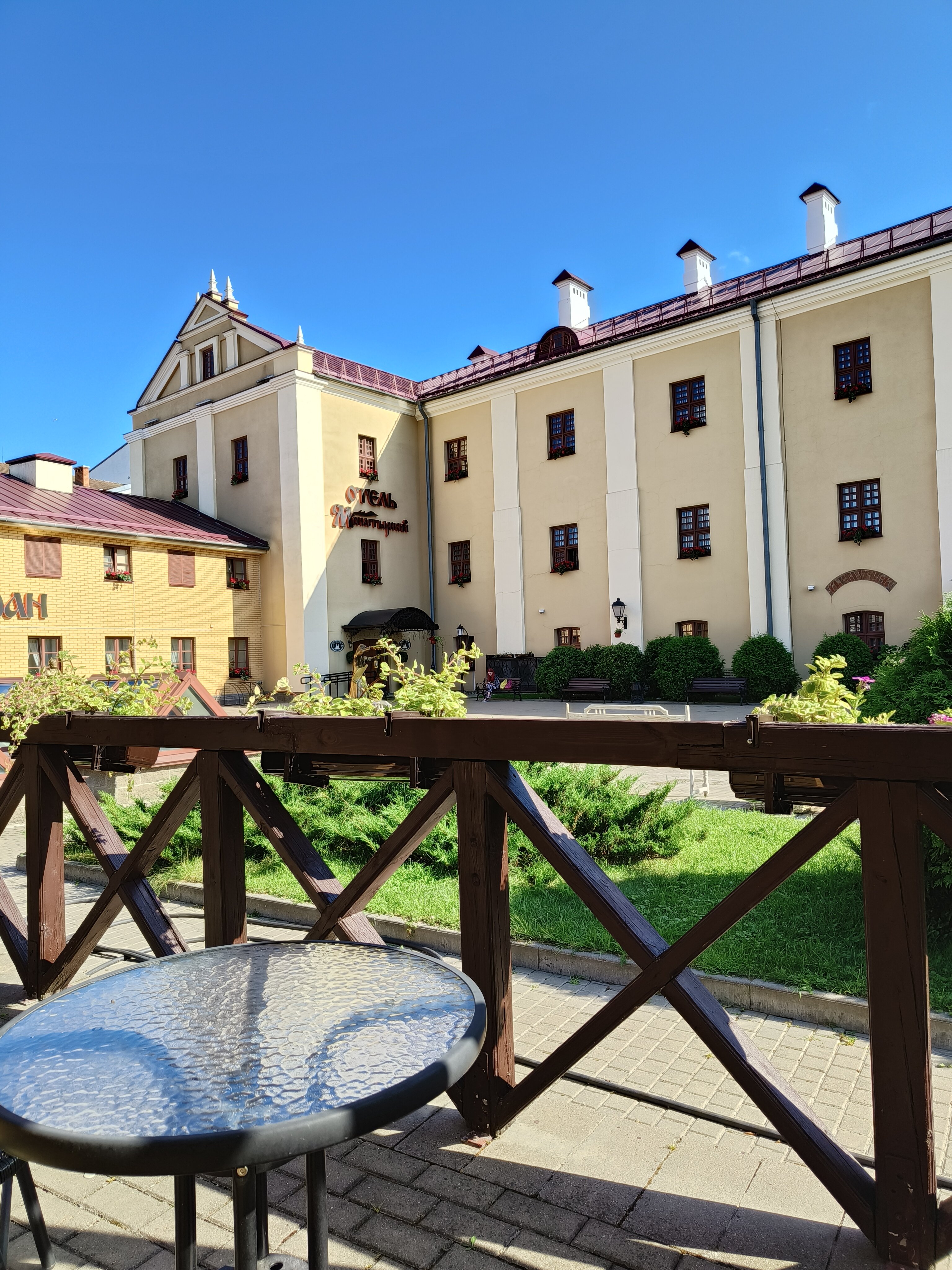 Фото Монастырский