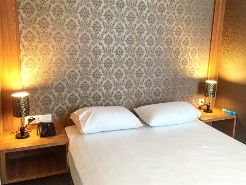 Фото The Crew Hotel Kualanamu International Airport