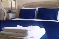 Фото Blades Hotel