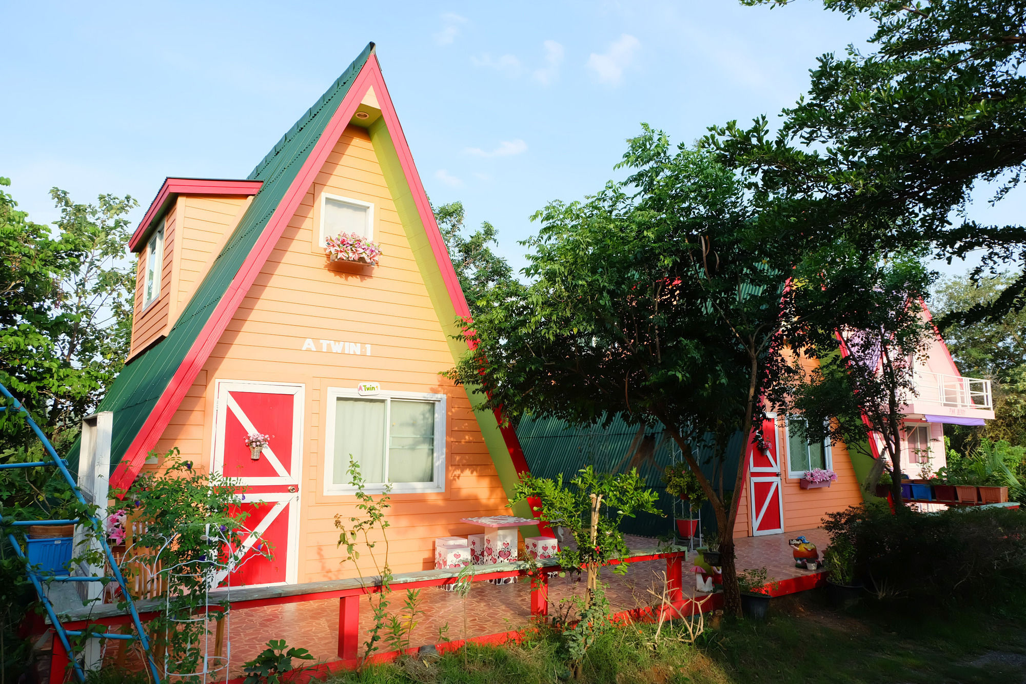 Фото A Houses Homestay