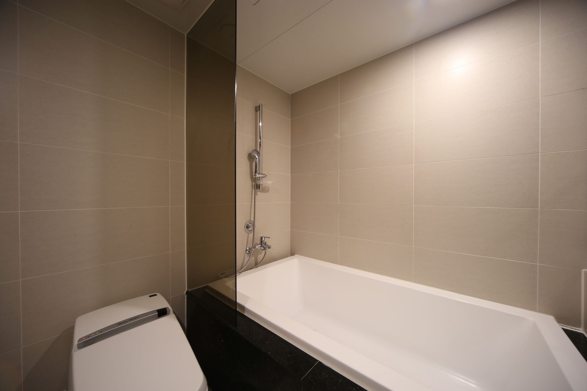 Фото Dublin Hotel