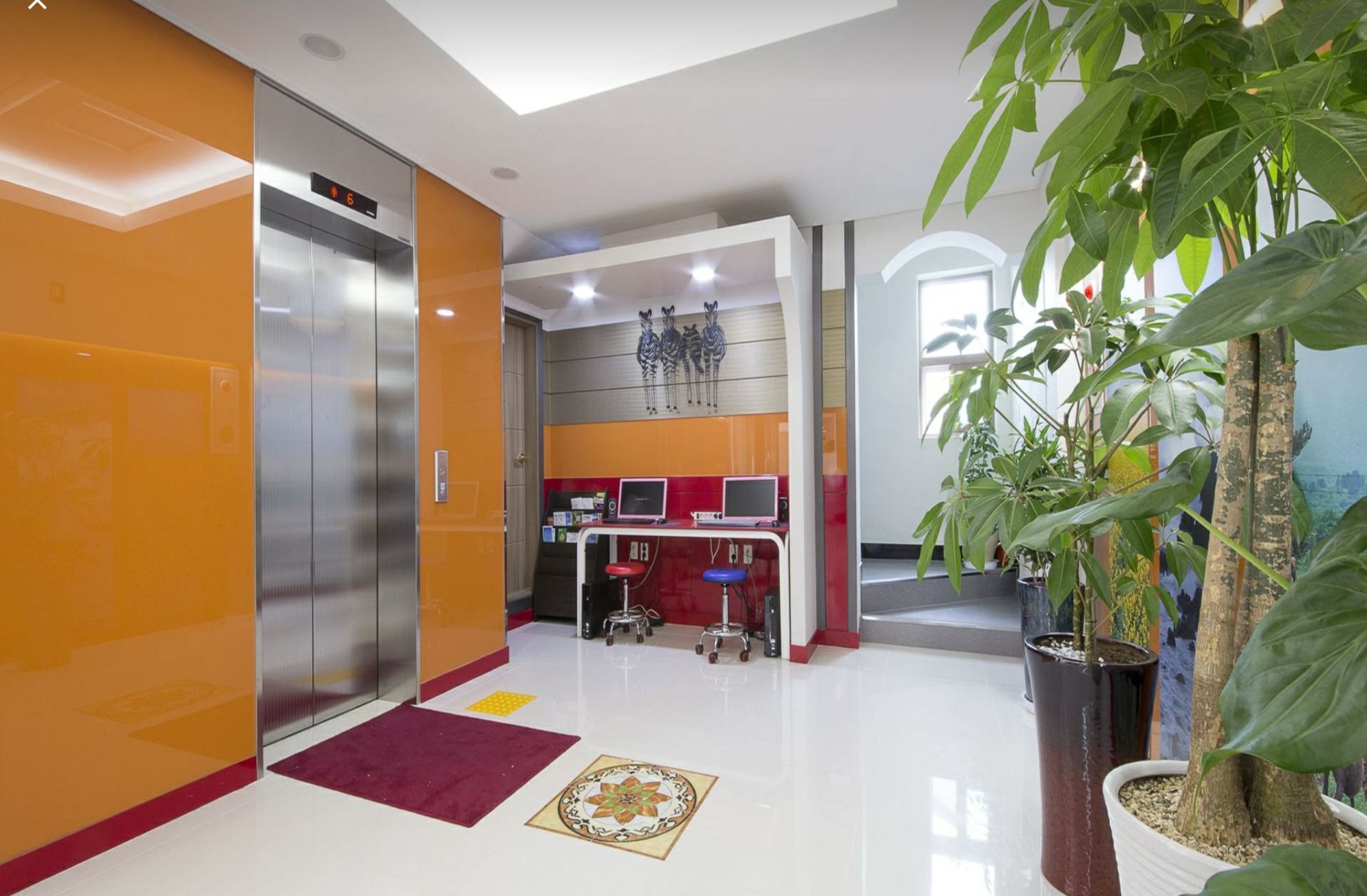 Фото Golden Park Hotel