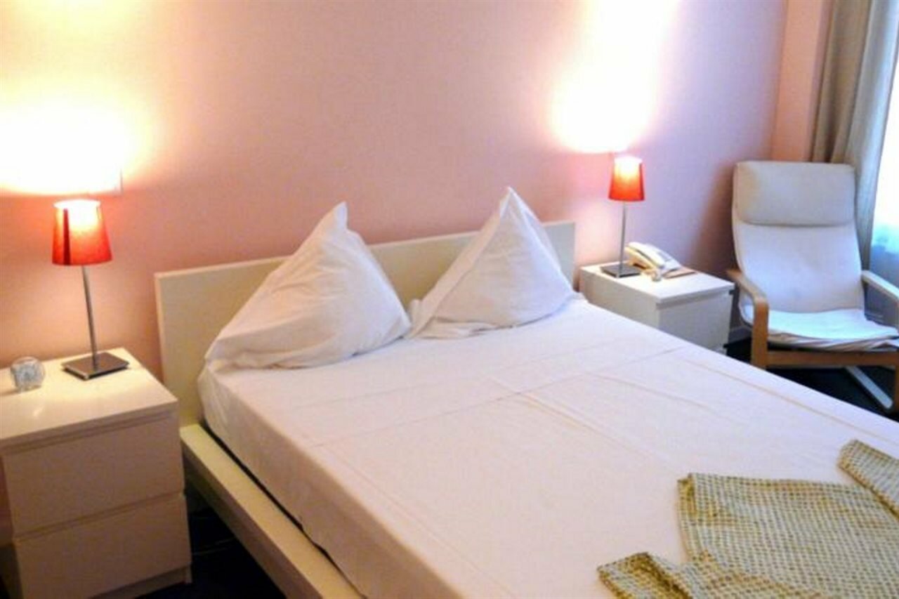 Фото Hostal Pizarro