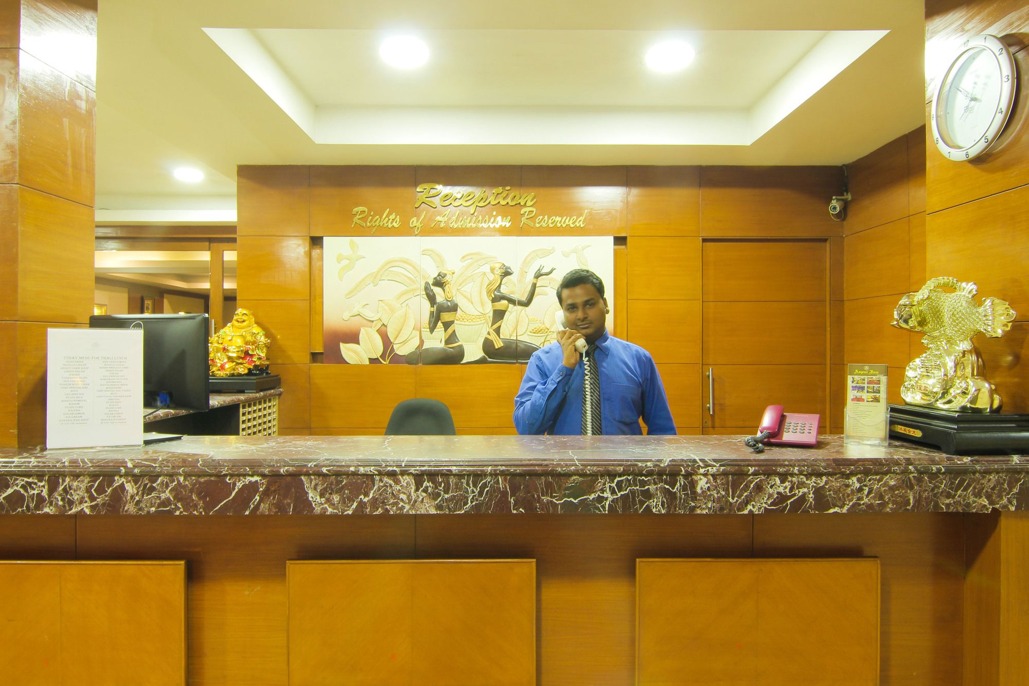 Фото Maple Tree Hotels