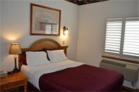 Фото Anaco Bay Inn