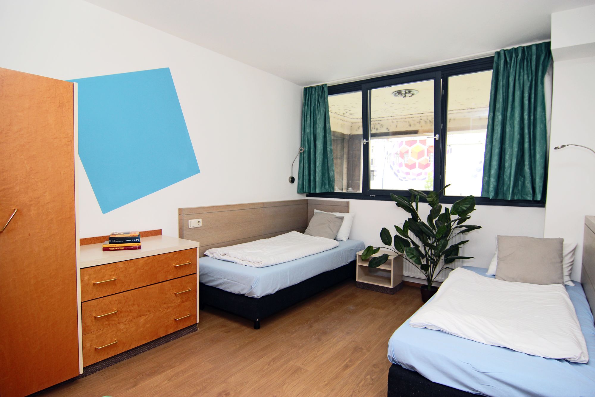 Фото Wow City Hostel