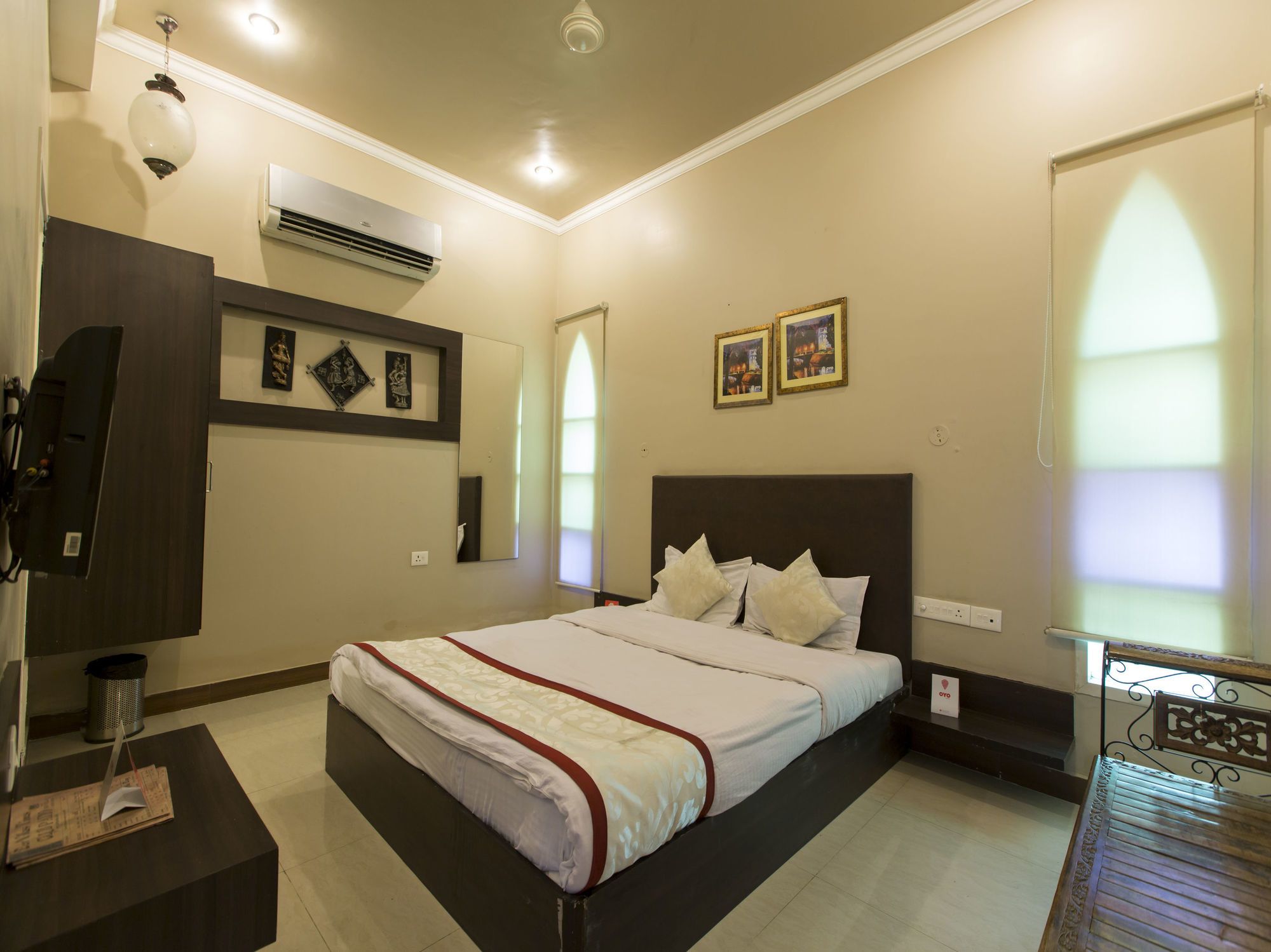 Фото Oyo 364 Hotel Dev Villas