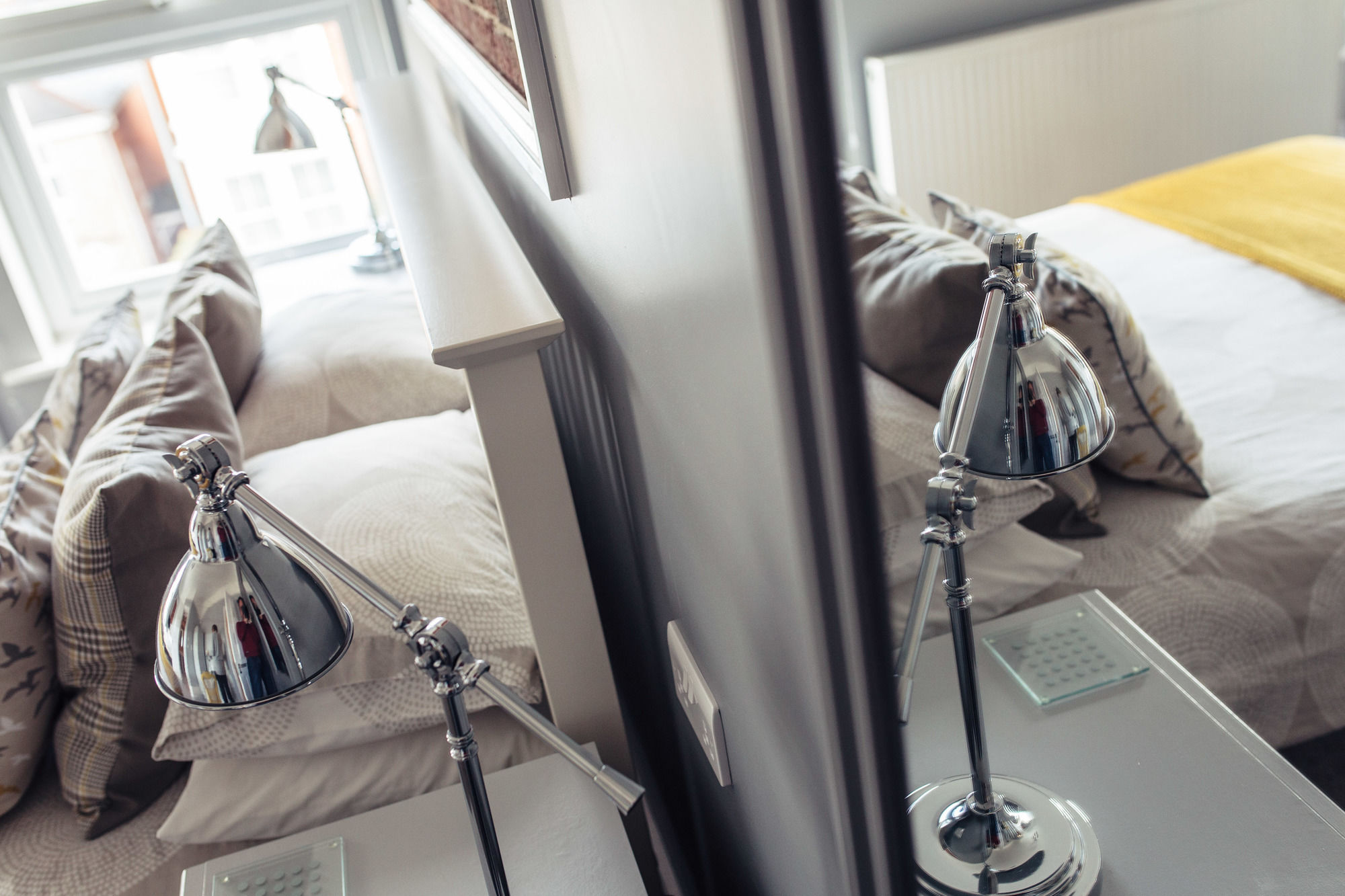 Фото The Caledon