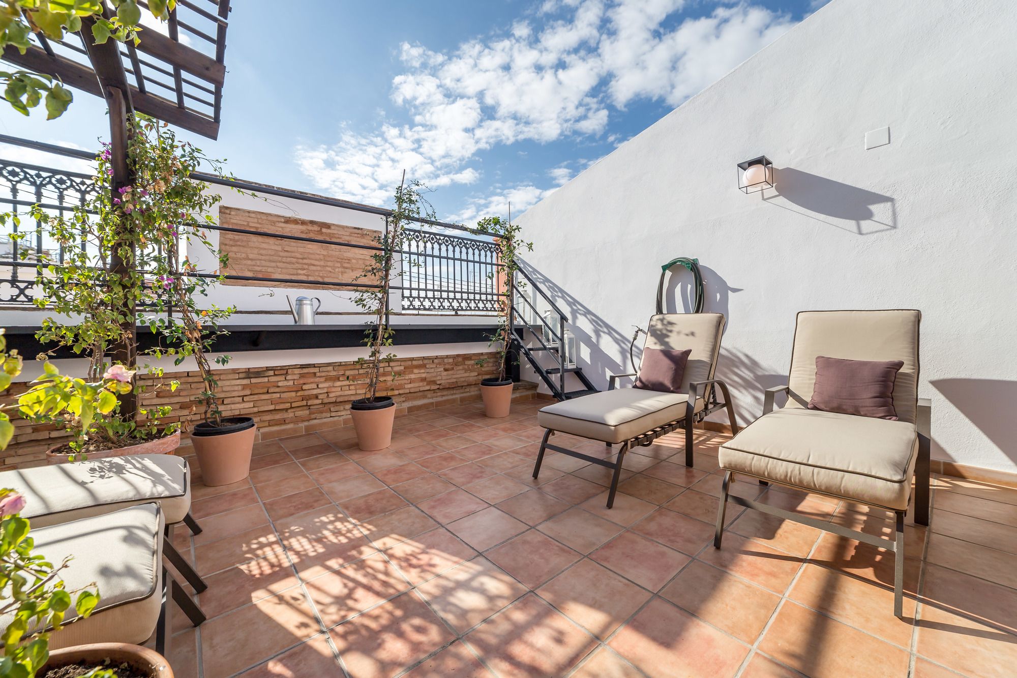 Фото Palacio de Rojas Apartments