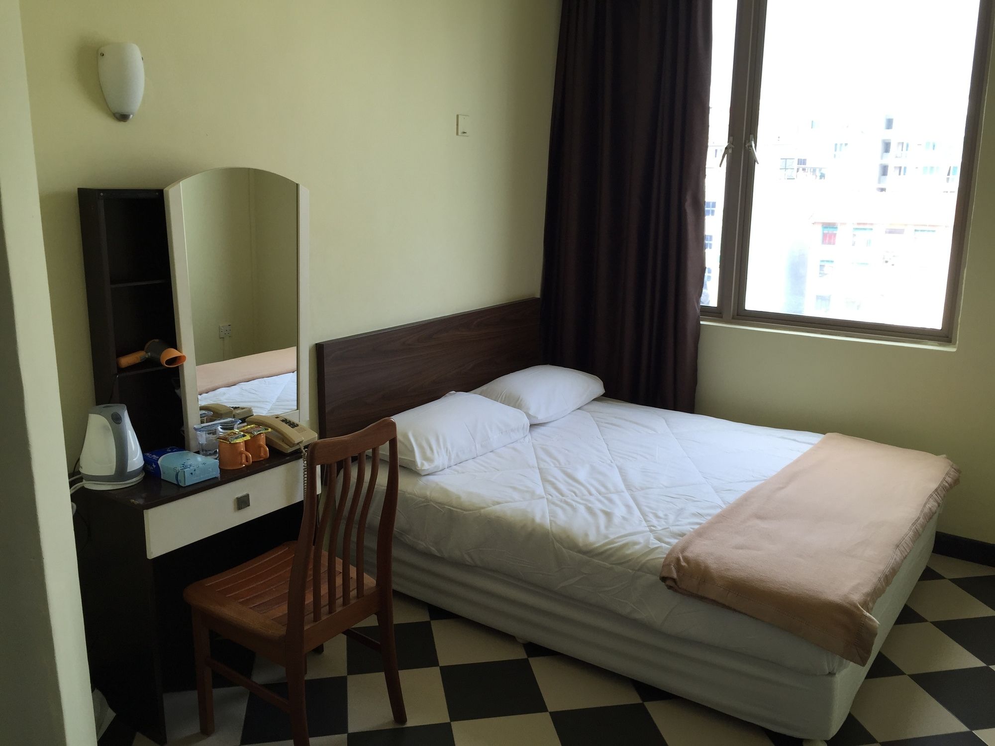 Фото BudgetOne Hotel