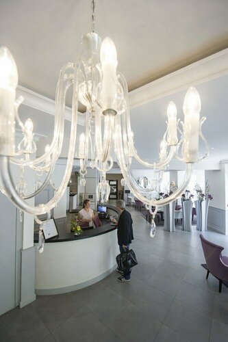 Внешний вид отеля Hôtel Esplanade Eden в Лурде, фото 2