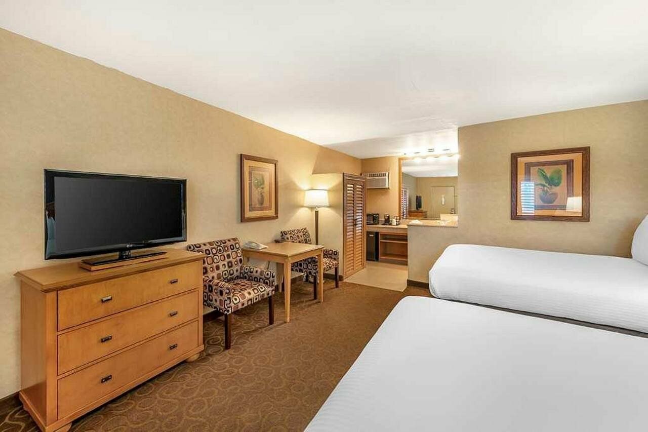 Фото Best Western Plus Pavilions