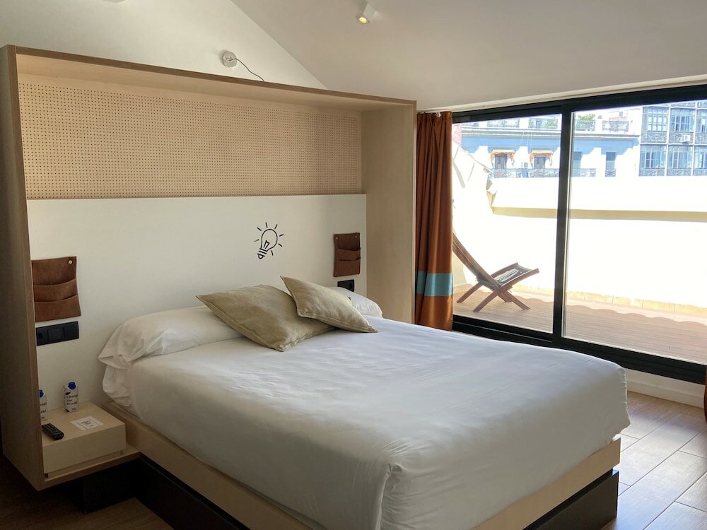 Фото Toc Hostel Sevilla