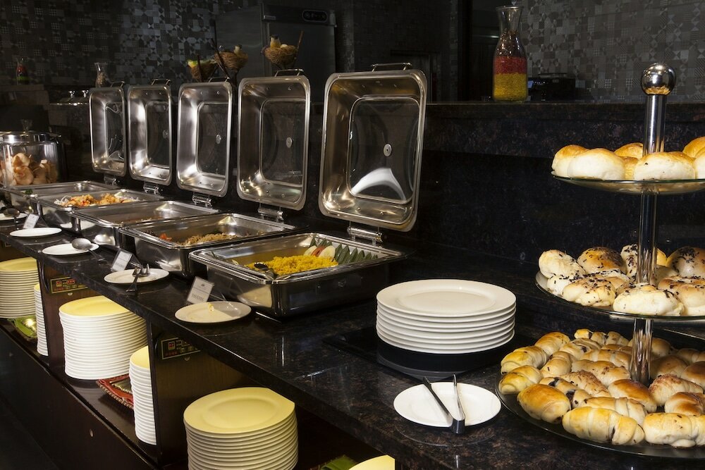 Фото Oak Tree Urban Jakarta