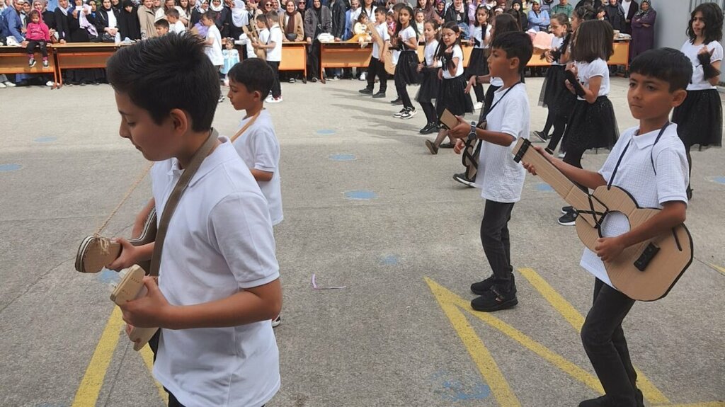 Primary school Sekerpinar Primary School, Cayirova, photo