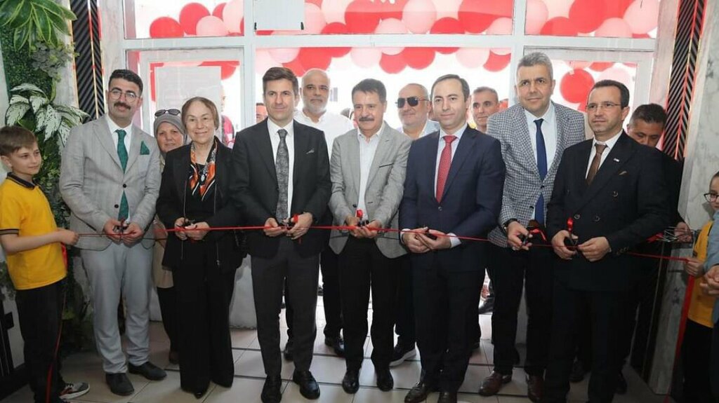 School Fahrettin Ulusoy Middle School, Samsun, photo