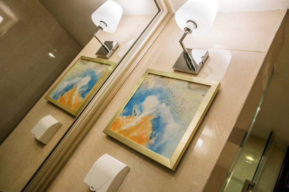 Фото Leeden Hotel Chengdu