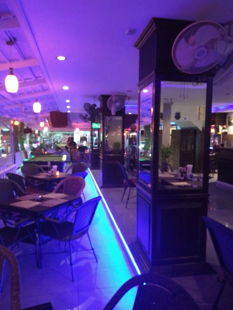 Фото Zip Lounge & Apartments