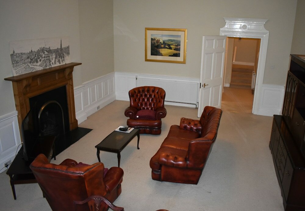 Фото The Haymarket Lairg Hotel