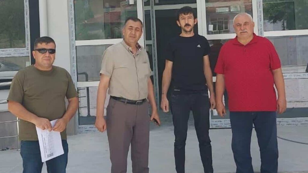 School Güneykent Yunus Emre Middle School, Gonen, photo