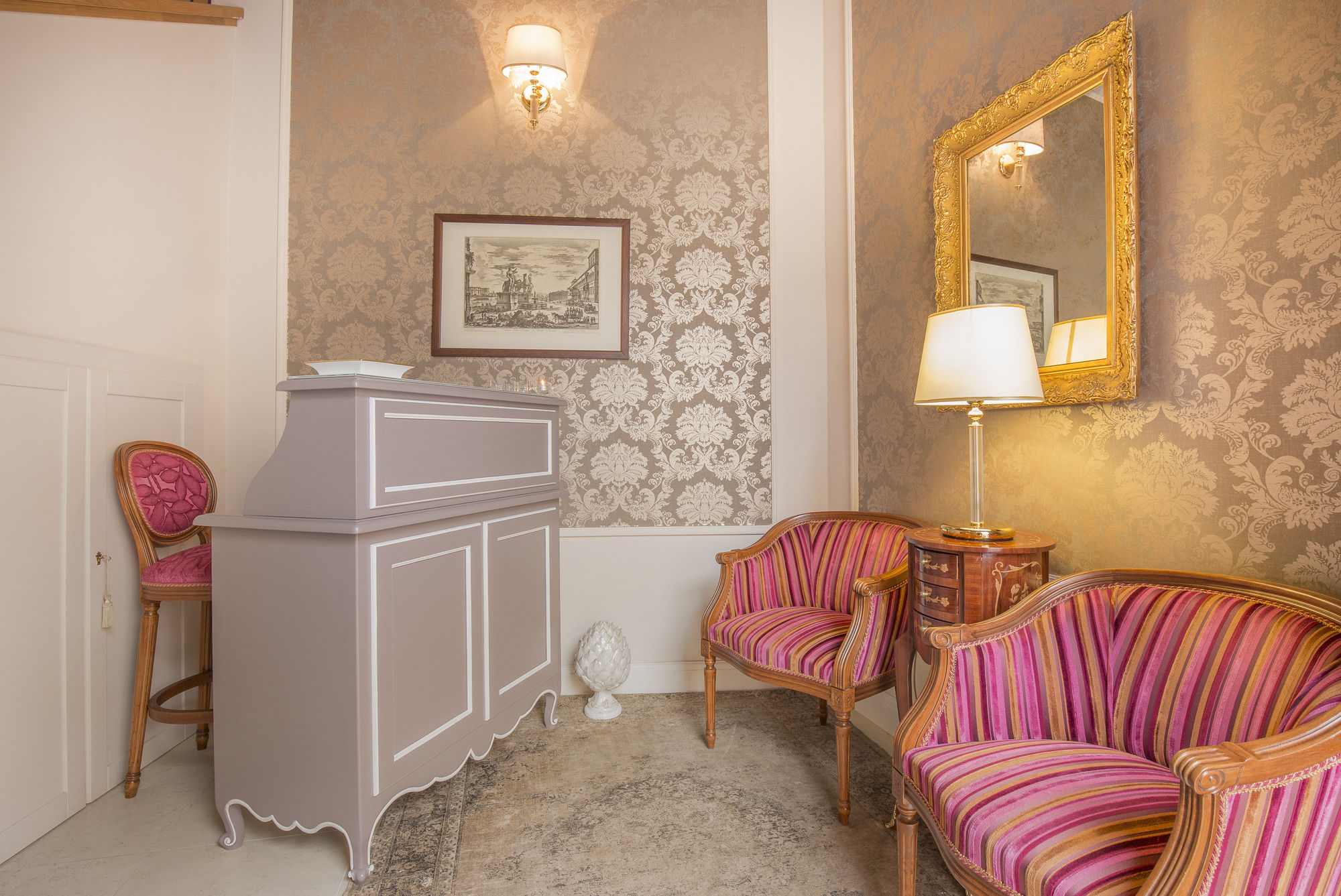 Фото Lady Capulet Apartments