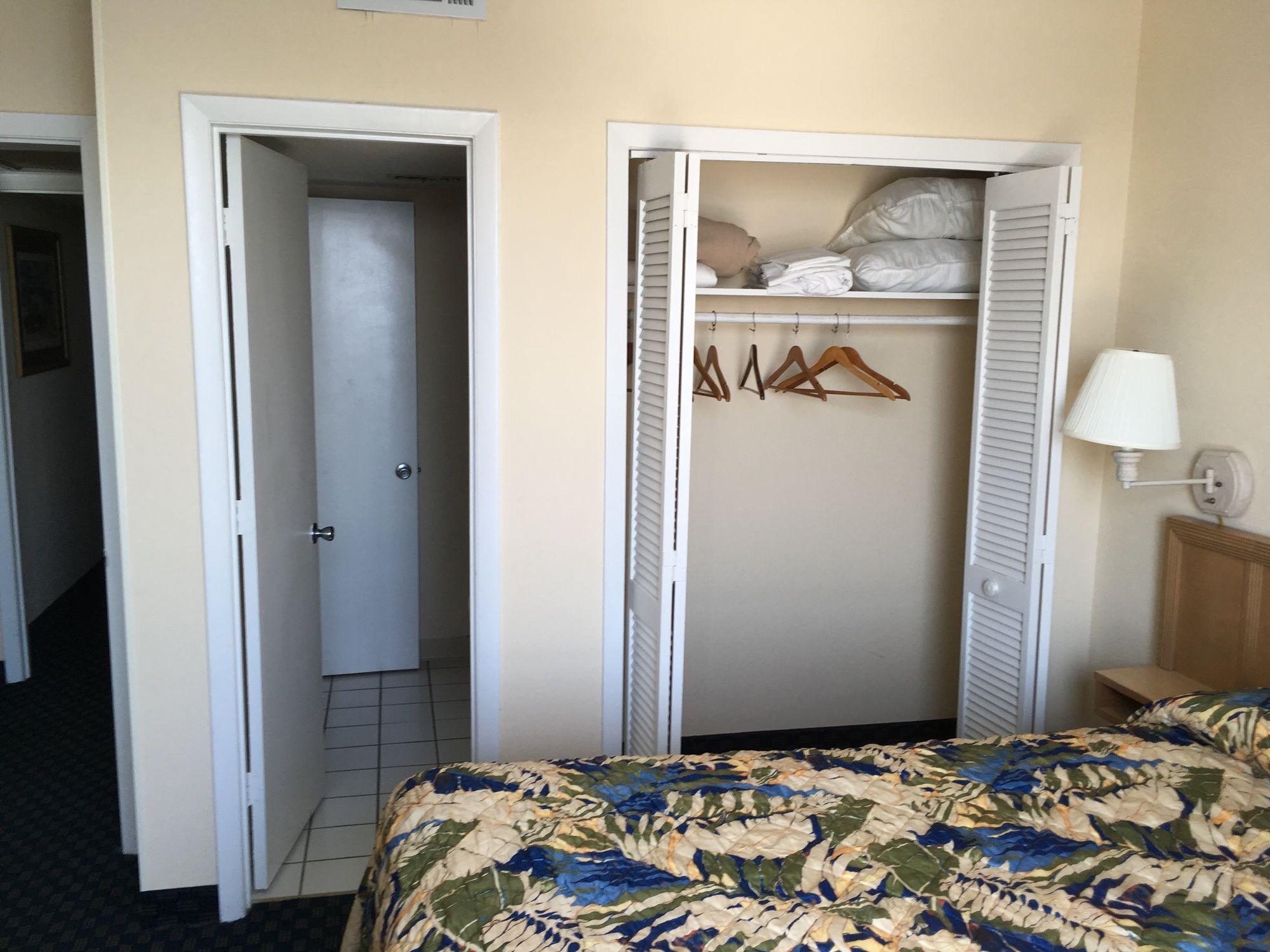 Фото Yachtsman Resort